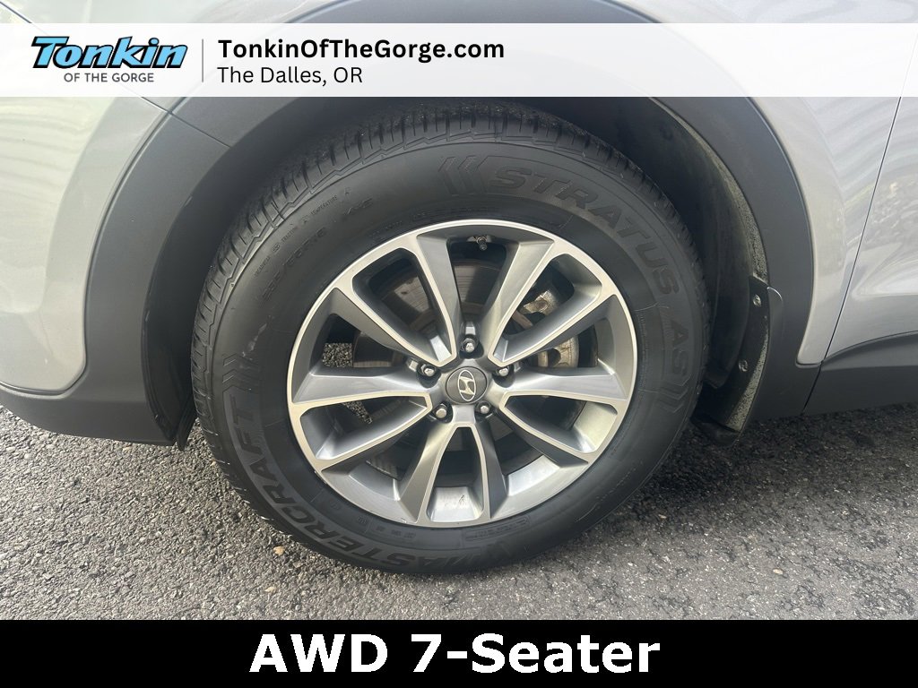 Used 2018 Hyundai Santa Fe SE image 10