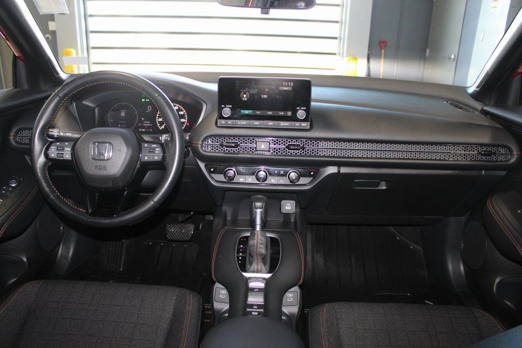Certified 2025 Honda HR-V Sport image 23