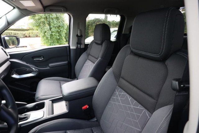 New 2026 Nissan Frontier SV w/ Tow Package image 14