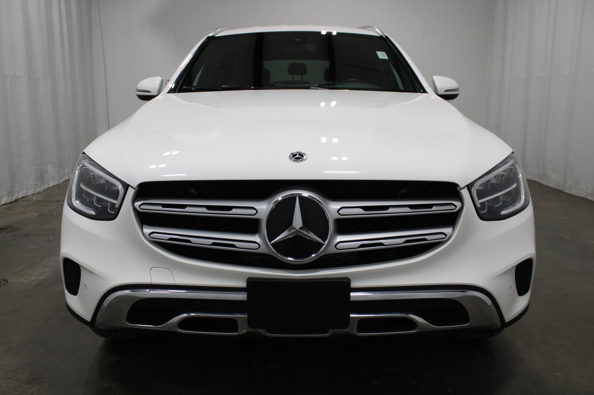 Used 2021 Mercedes-Benz GLC 300 image 3