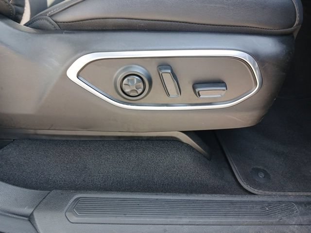 Used 2024 Jeep Wagoneer L Series II w/ Flexible Seating Group AWD/4WD image 31