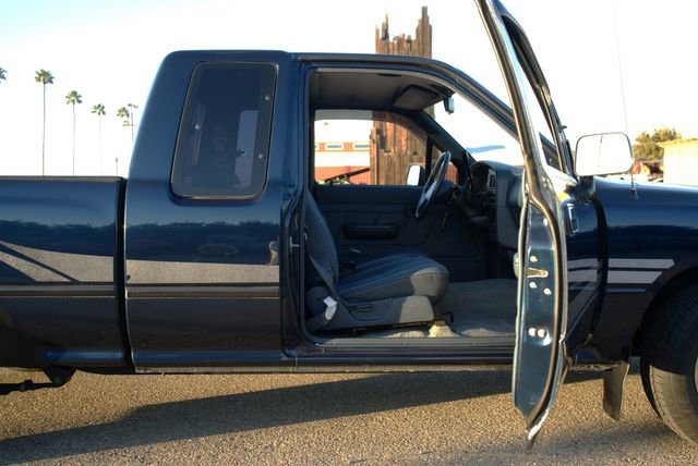 Used 1994 Toyota Pickup DX image 70