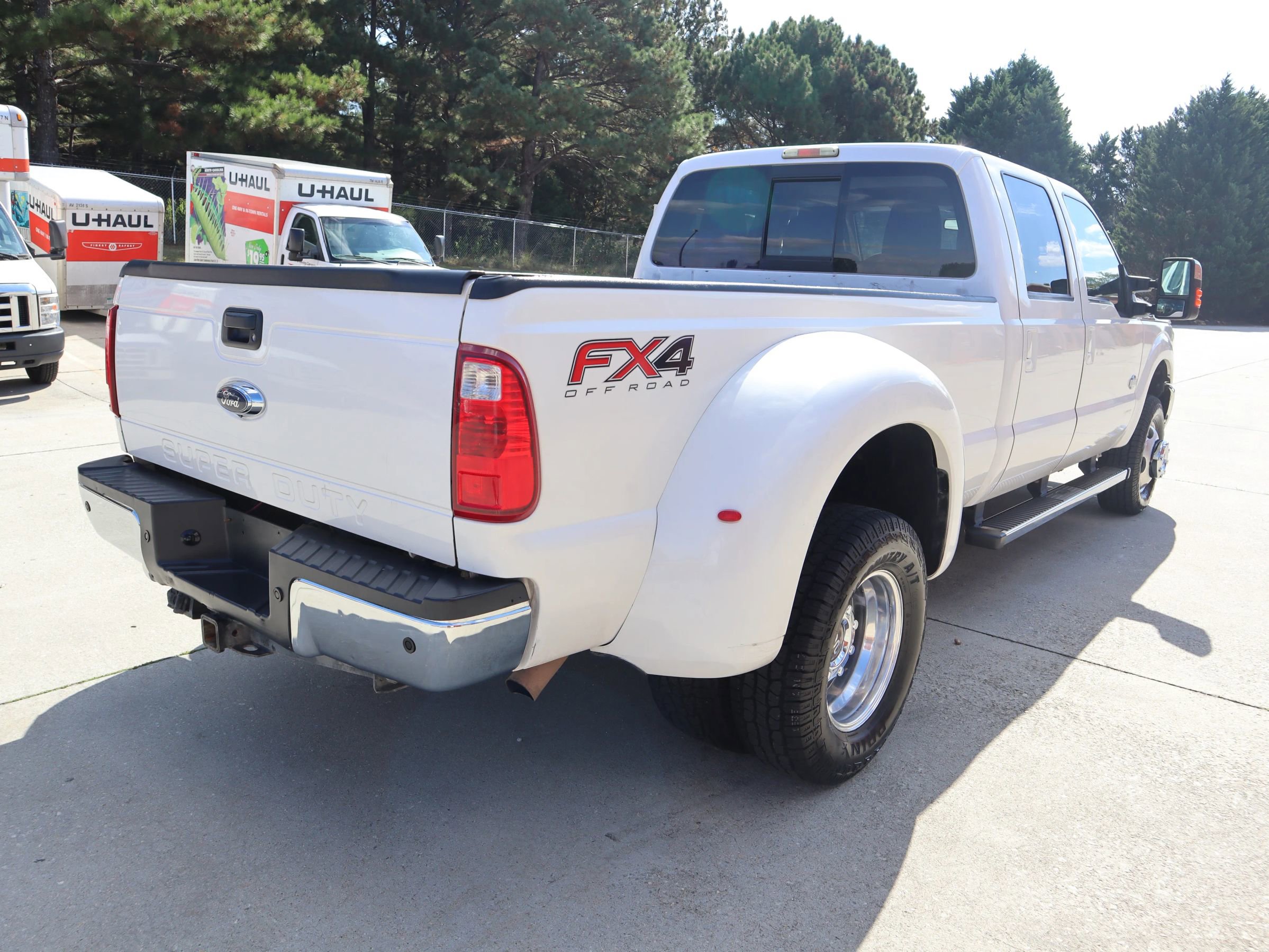 Used 2015 Ford F350 King Ranch w/ King Ranch w/Chrome Package image 6