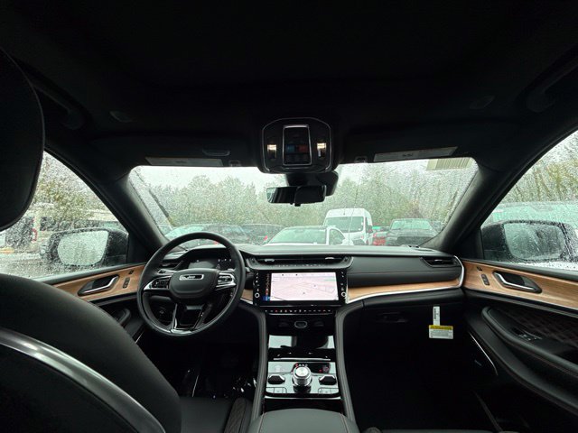 New 2027 Jeep Grand Cherokee Summit AWD/4WD image 11