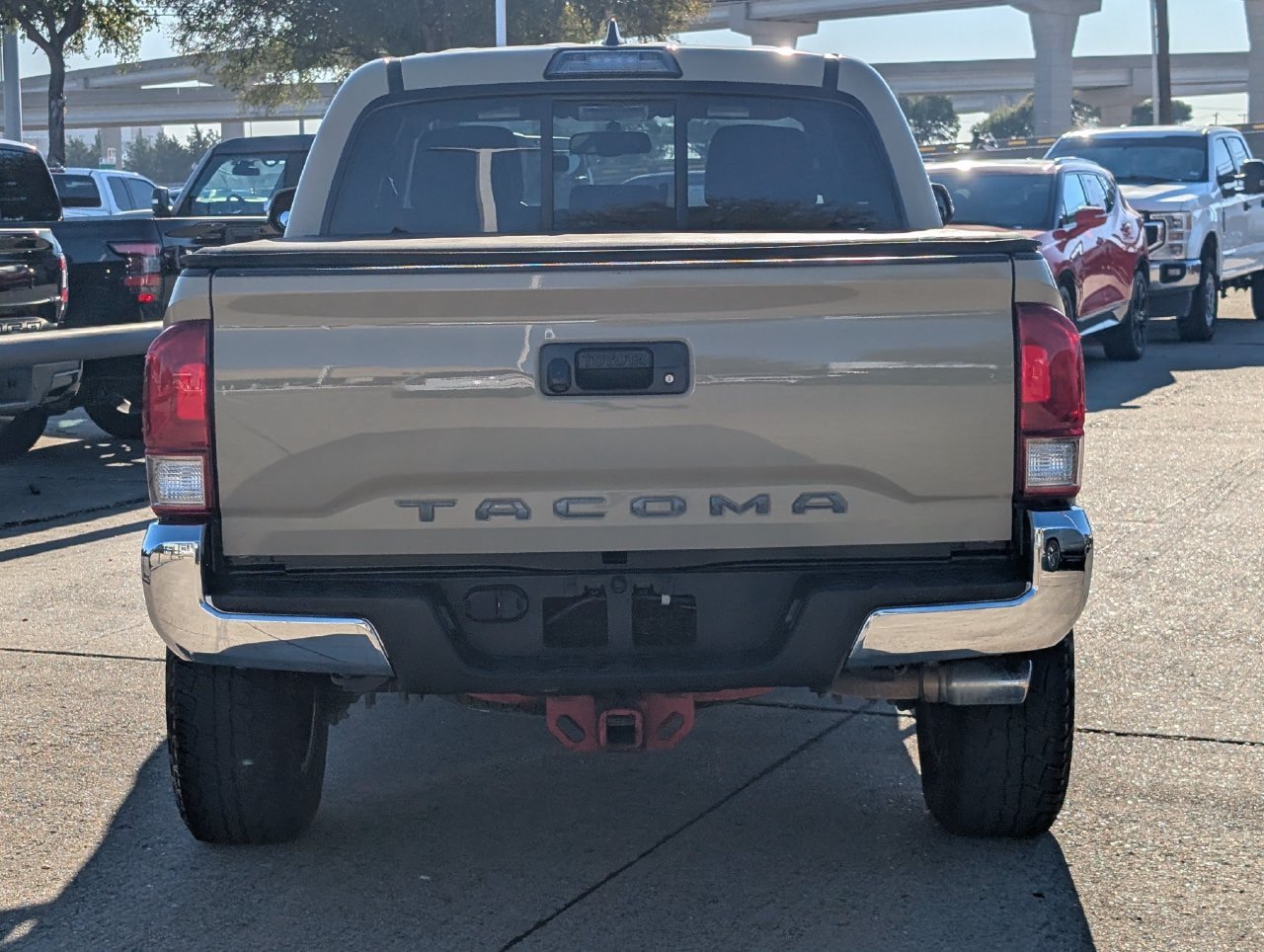 Used 2016 Toyota Tacoma TRD Off-Road w/ Towing Package RWD image 5