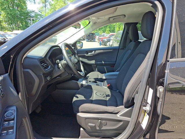 Certified 2023 Ford Escape Active w/ Tech Pack #2 AWD/4WD image 3