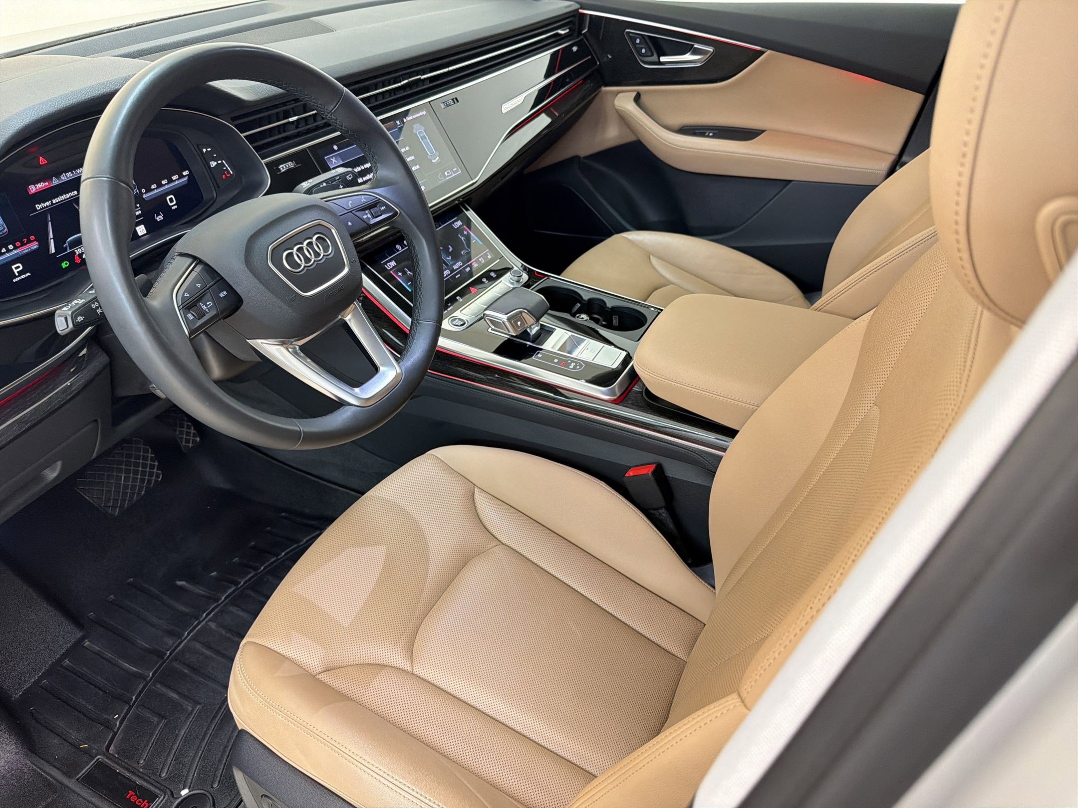 Used 2022 Audi Q7 3.0T Prestige image 23