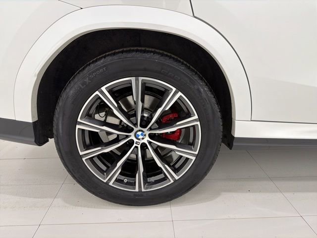 Certified 2024 BMW X6 xDrive40i w/ Executive Package image 44