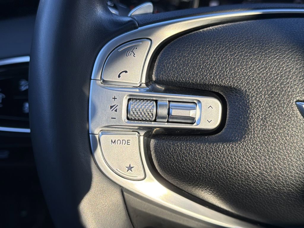 Used 2025 Genesis GV70 2.5T image 27