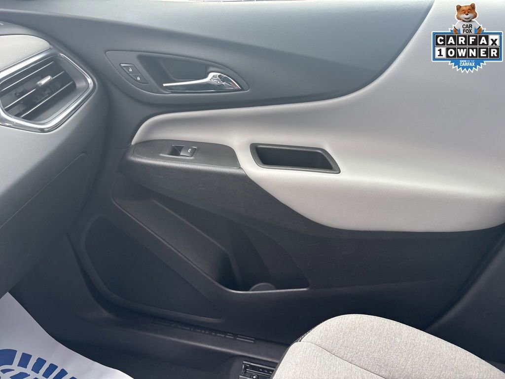 Used 2023 Chevrolet Equinox LS AWD/4WD image 25