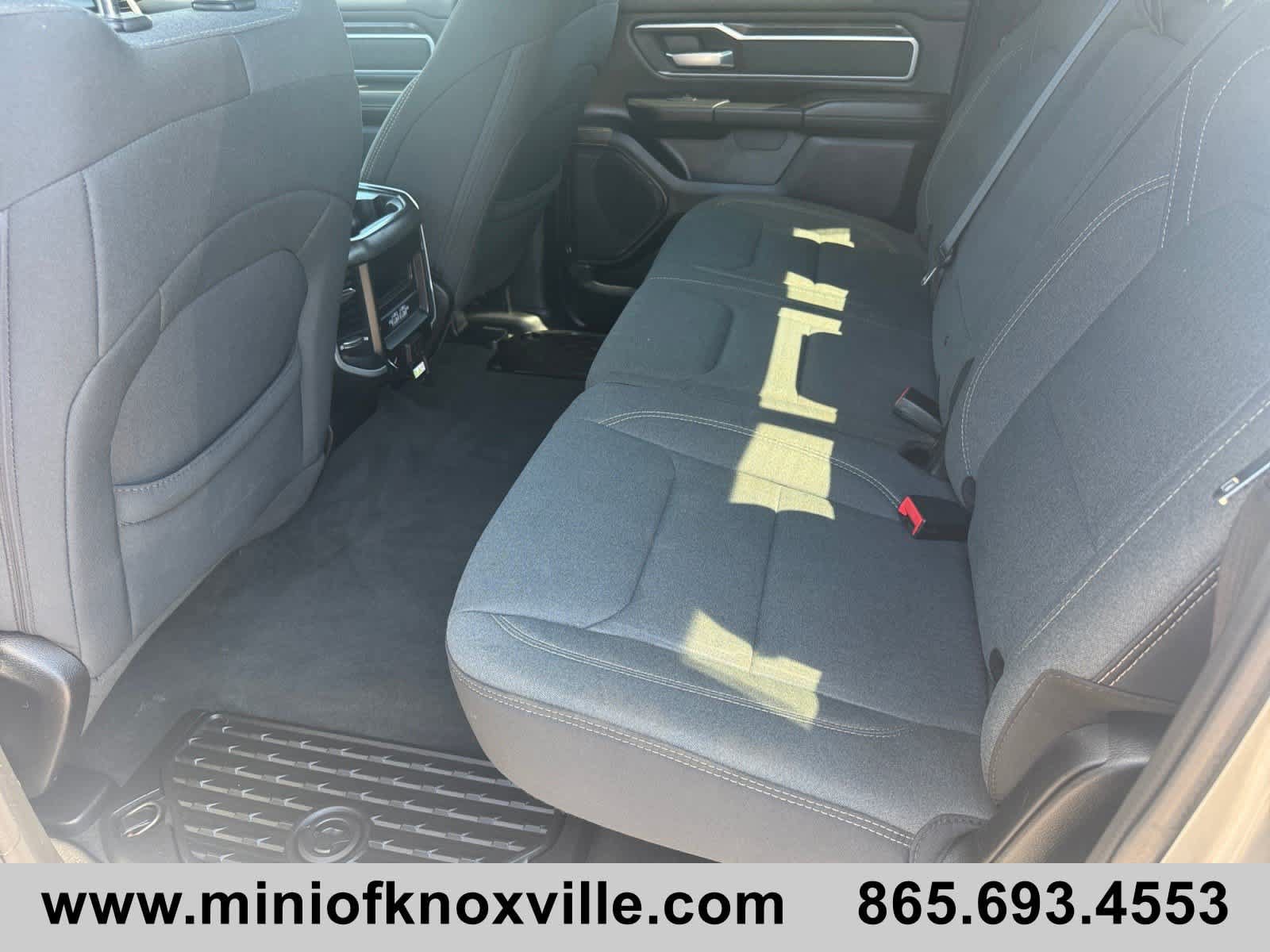 Used 2022 RAM 1500 Big Horn AWD/4WD image 12