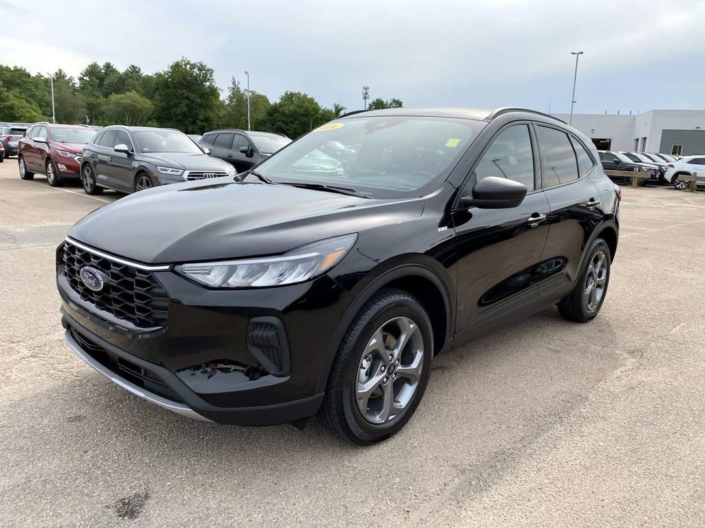 Used 2026 Ford Escape ST-Line AWD/4WD image 9