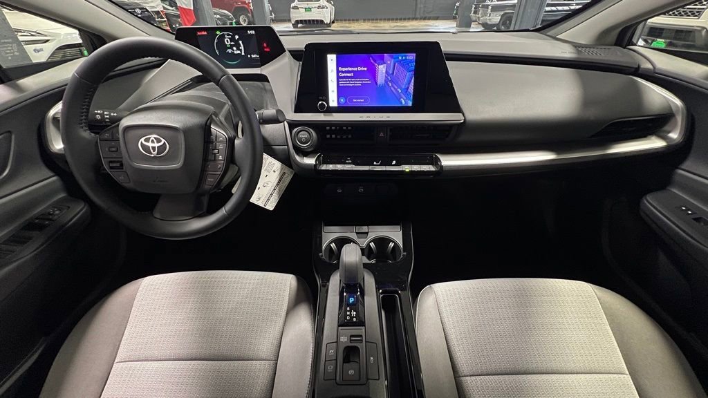 New 2026 Toyota Prius LE FWD image 25