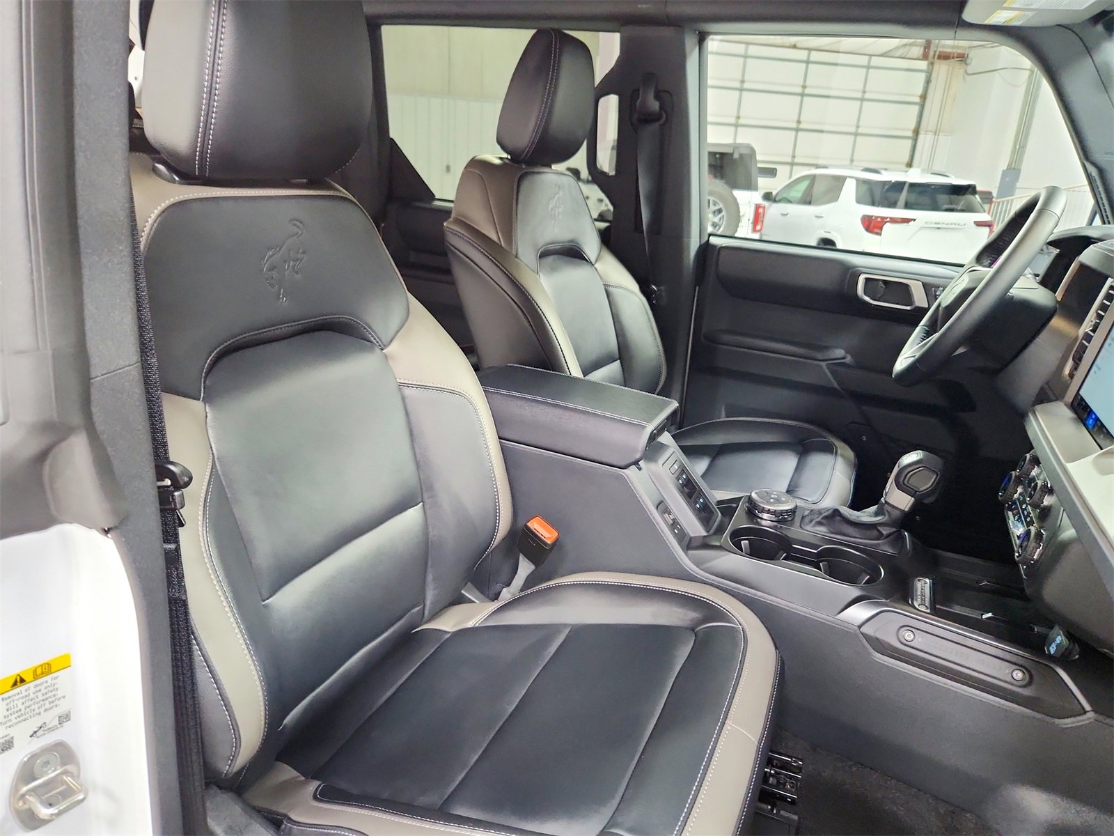 New 2025 Ford Bronco Outer Banks image 42