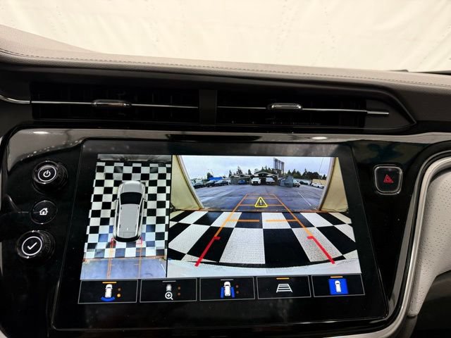 Used 2023 Chevrolet Bolt EUV Premier w/ Sun & Sound Package FWD image 32