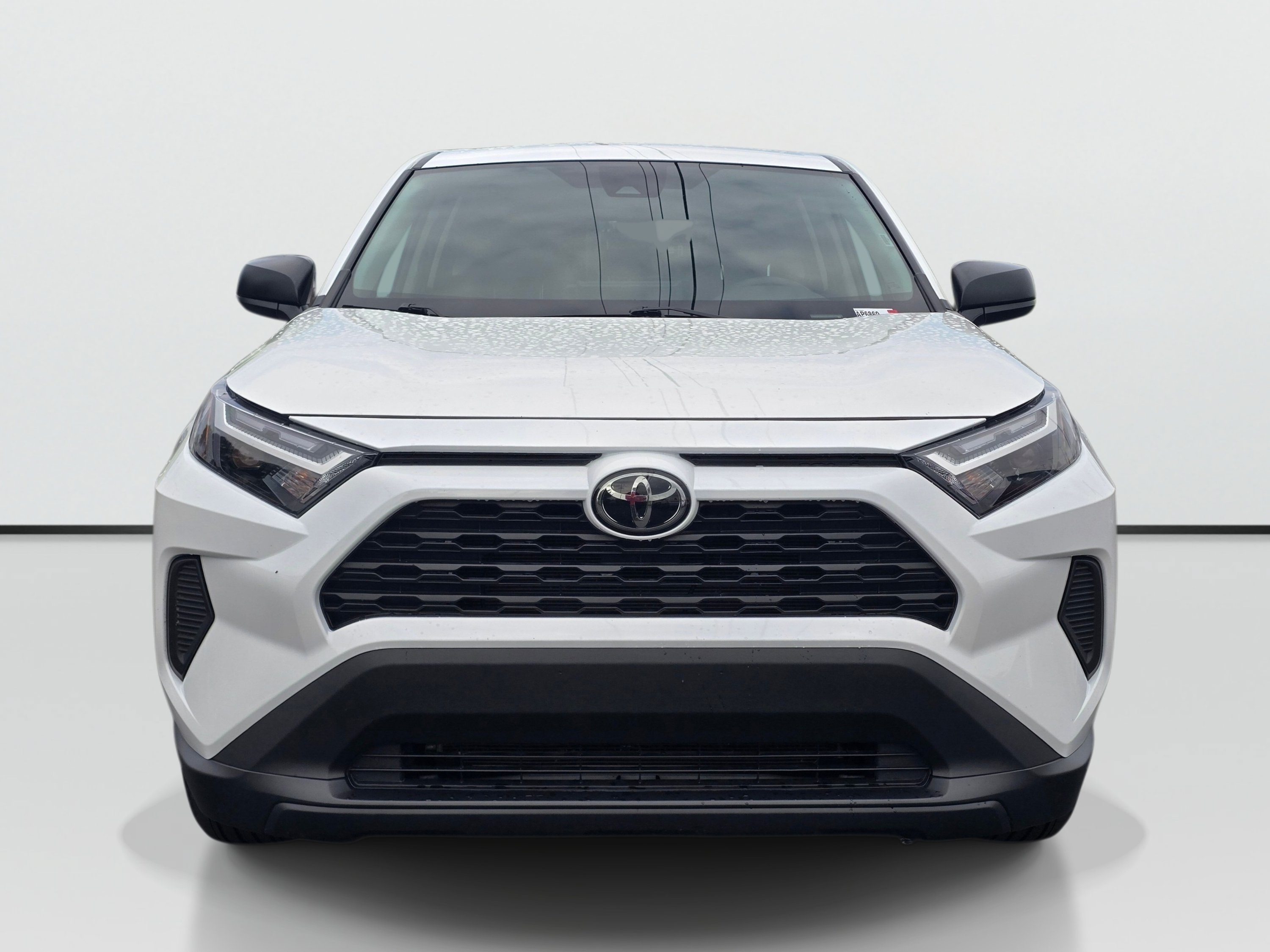 Used 2025 Toyota RAV4 LE AWD/4WD image 8
