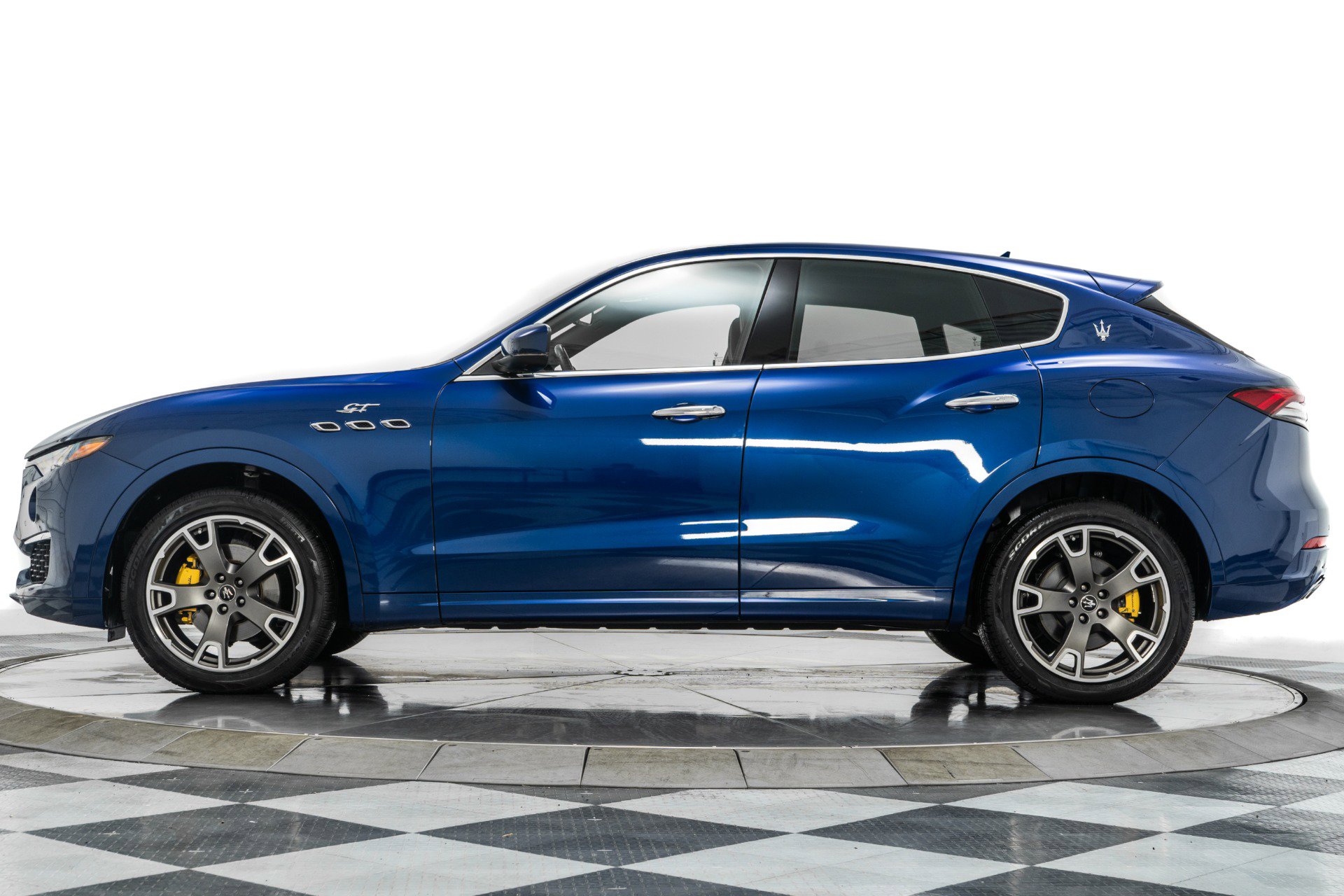 Used 2022 Maserati Levante GT image 6