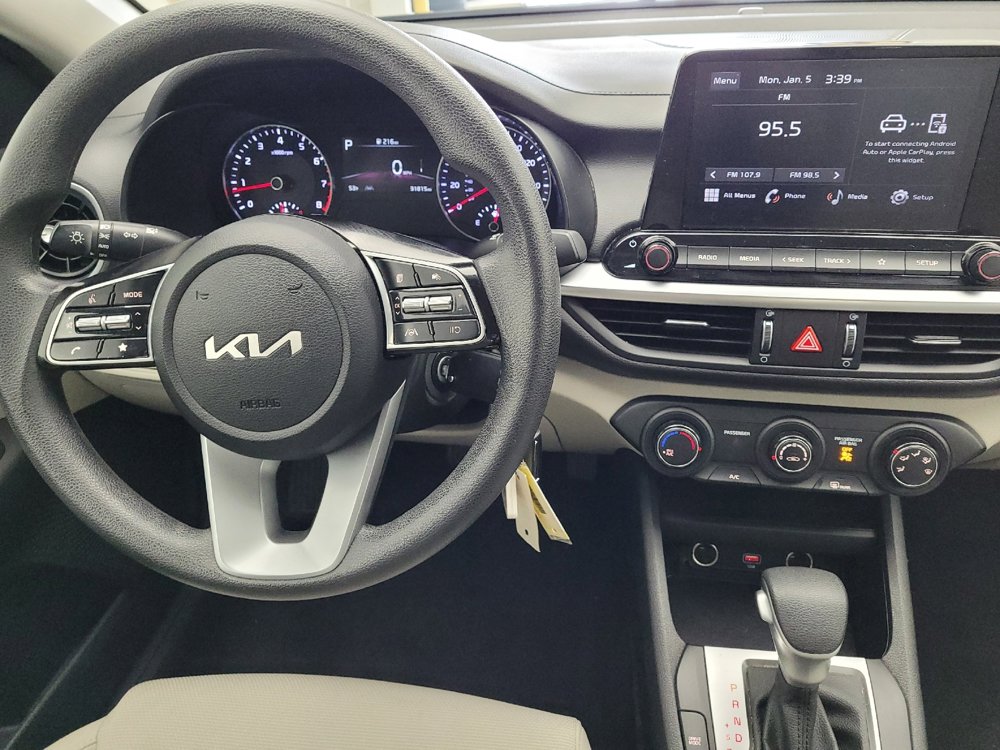 Used 2023 Kia Forte LXS image 22