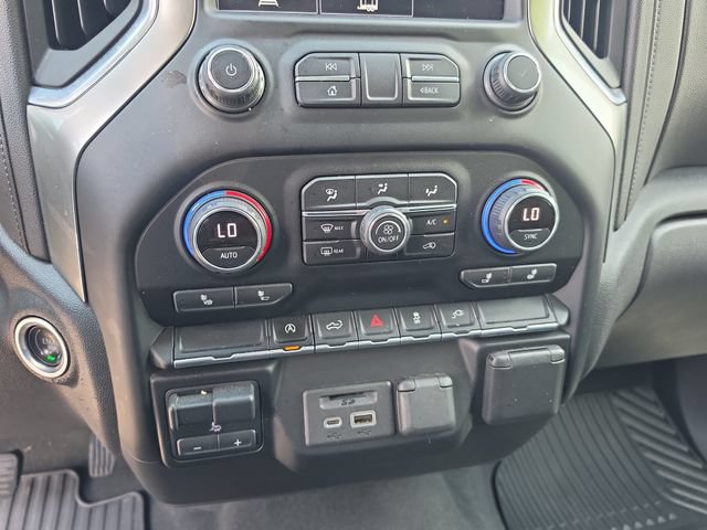 Used 2021 Chevrolet Silverado 1500 LT w/ Convenience Package II AWD/4WD image 26