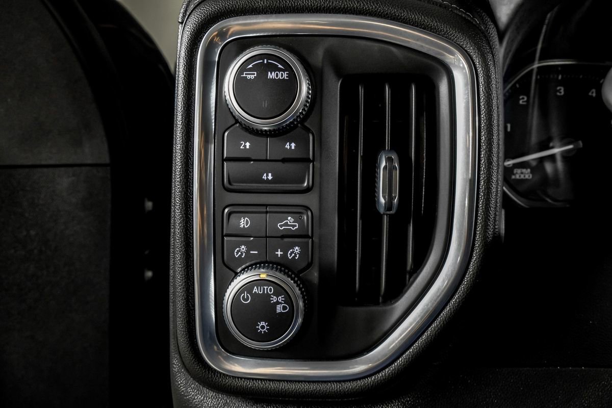 Used 2022 GMC Sierra 2500 SLE w/ SLE Value Package; image 25