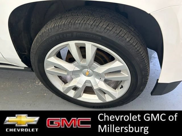 Used 2017 Chevrolet Suburban Premier AWD/4WD image 7