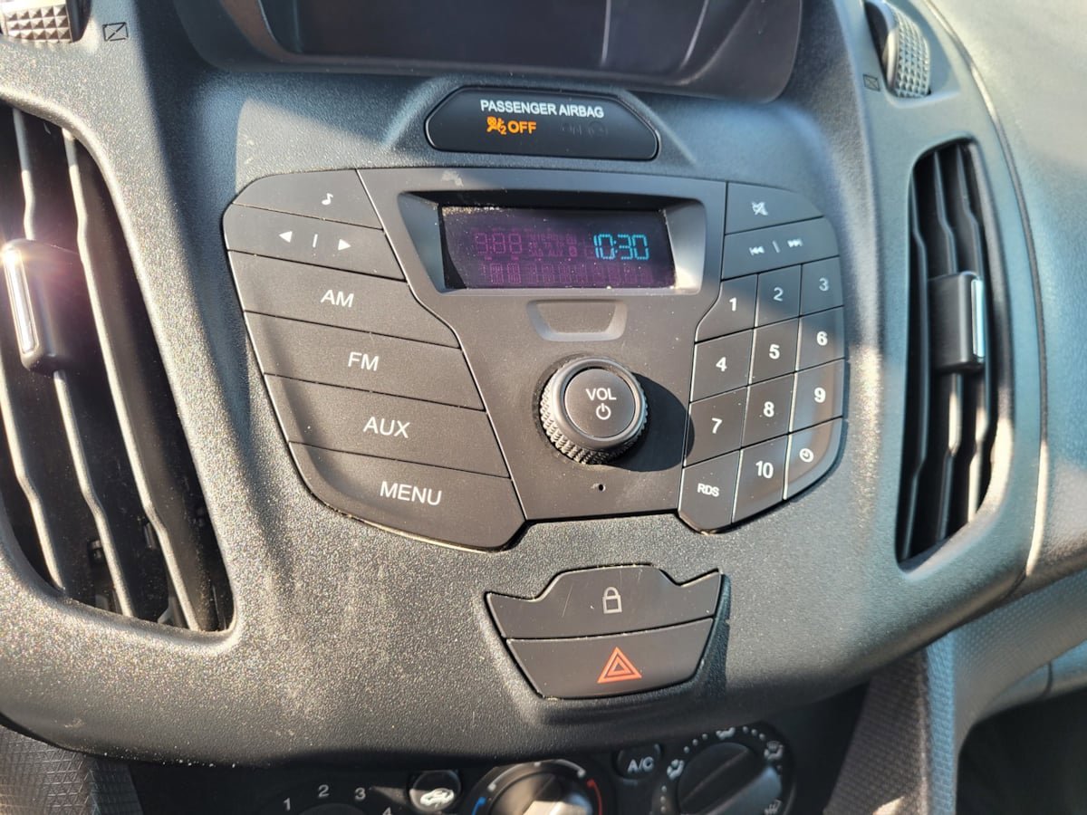 Used 2018 Ford Transit Connect XL FWD image 18
