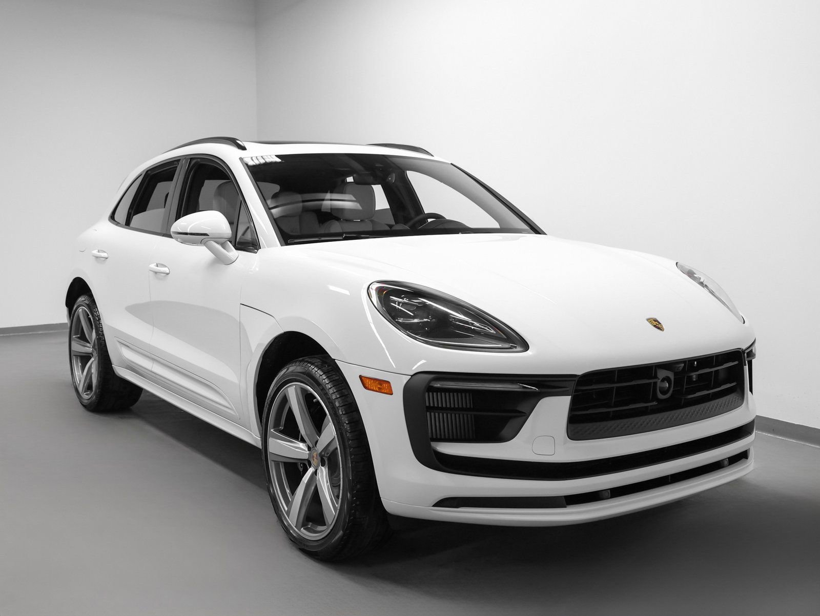 New 2026 Porsche Macan S image 10