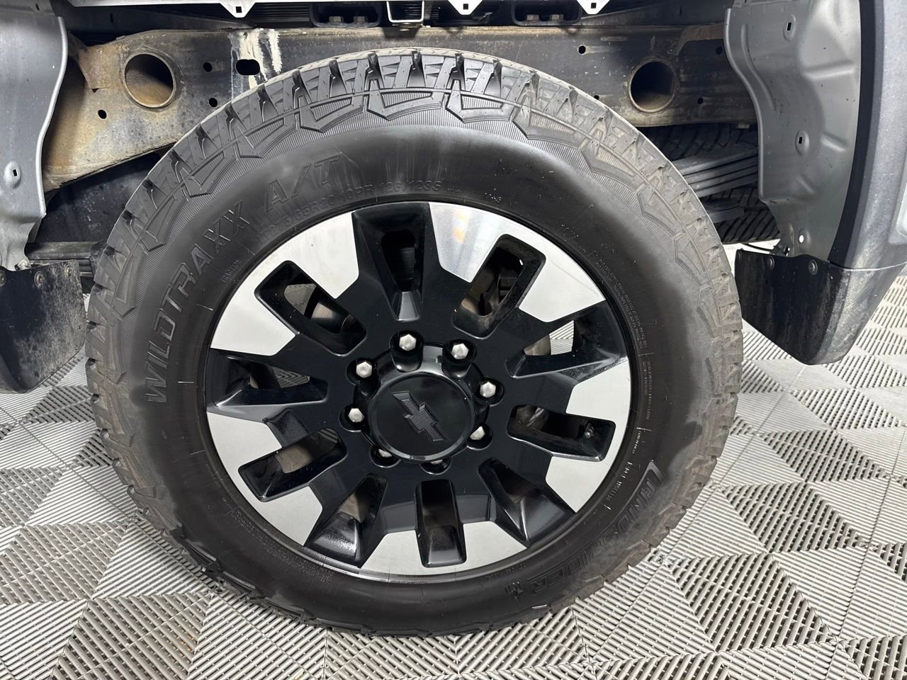 Used 2020 Chevrolet Silverado 2500 Custom w/ Custom Value Package AWD/4WD image 36