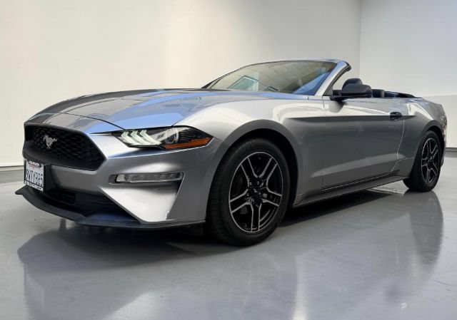 Used 2020 Ford Mustang Premium RWD image 1
