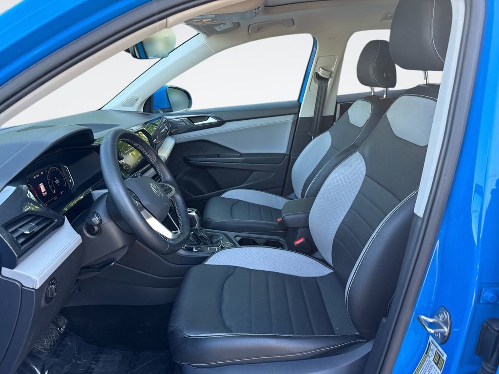 Used 2022 Volkswagen Taos SEL w/ Panoramic Sunroof Package AWD/4WD image 13