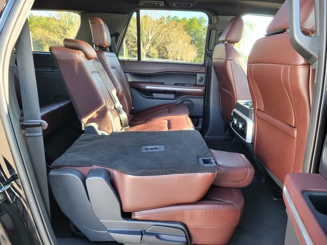 Used 2024 Ford Expedition Max Limited image 19
