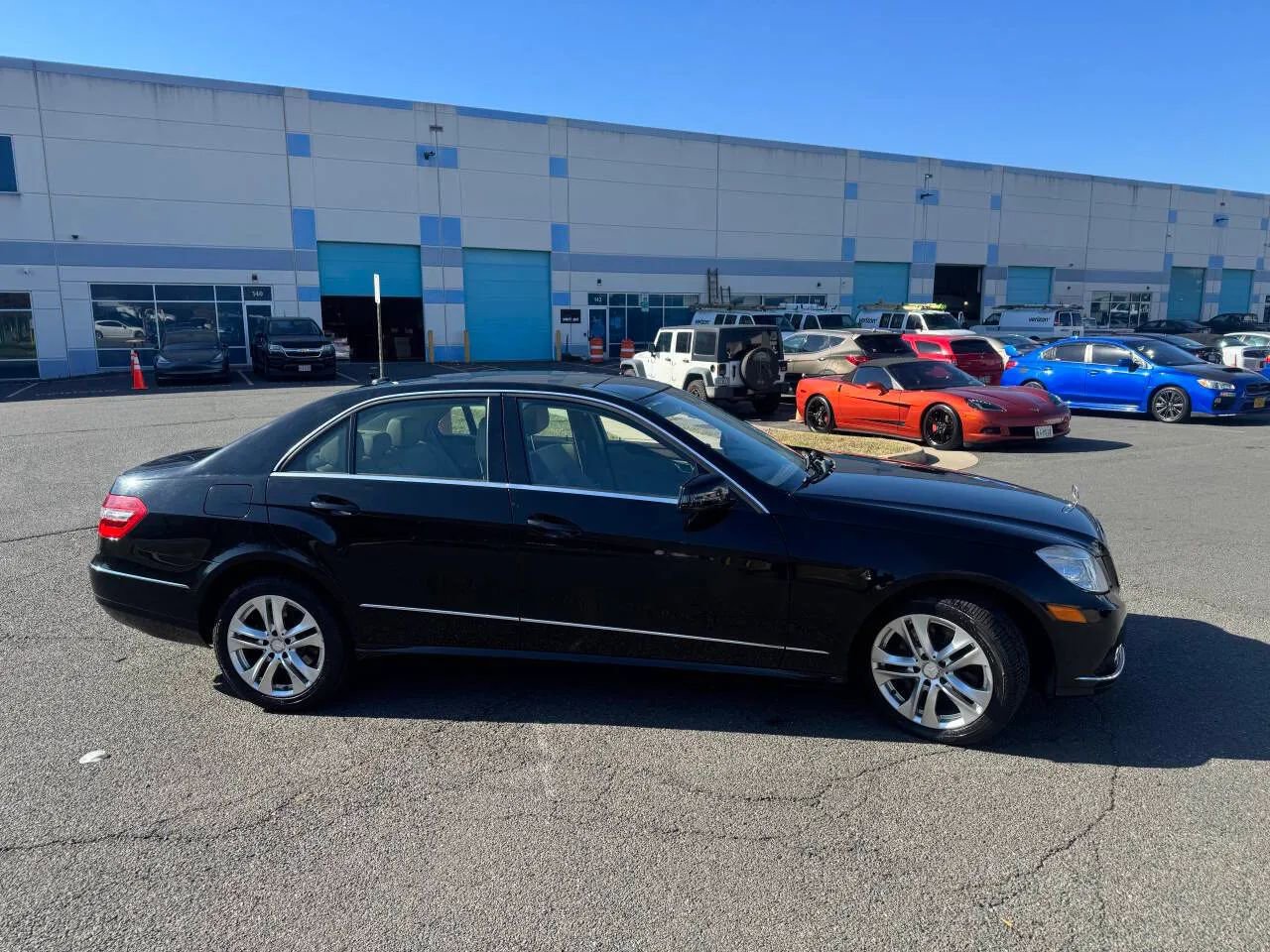 Used 2010 Mercedes-Benz E 350 4MATIC Sedan image 29
