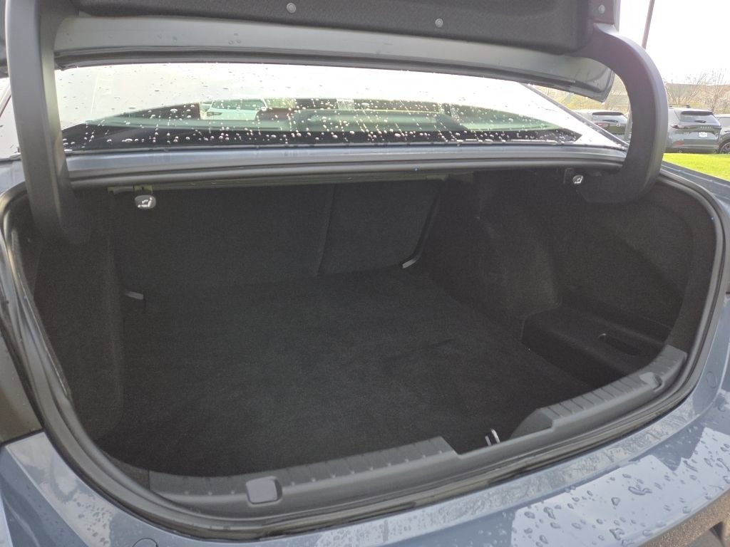 Used 2023 MAZDA MAZDA3 s image 19