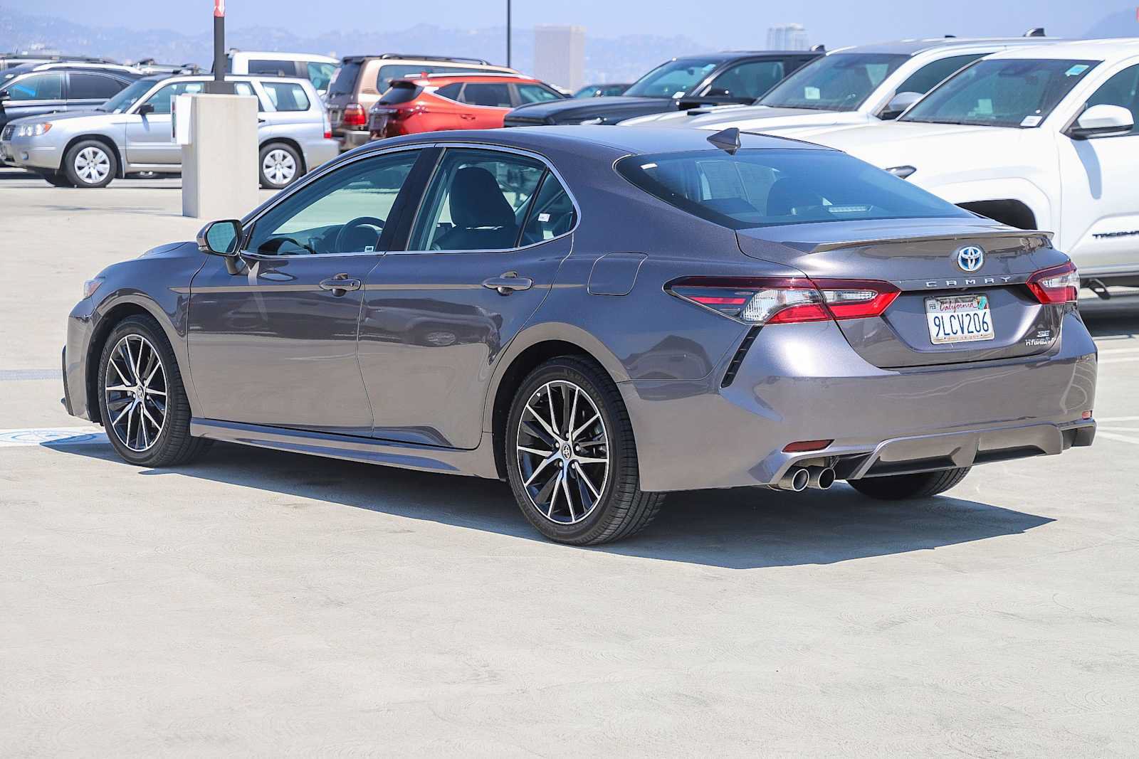 Used 2024 Toyota Camry SE w/ Audio Upgrade Package FWD image 10