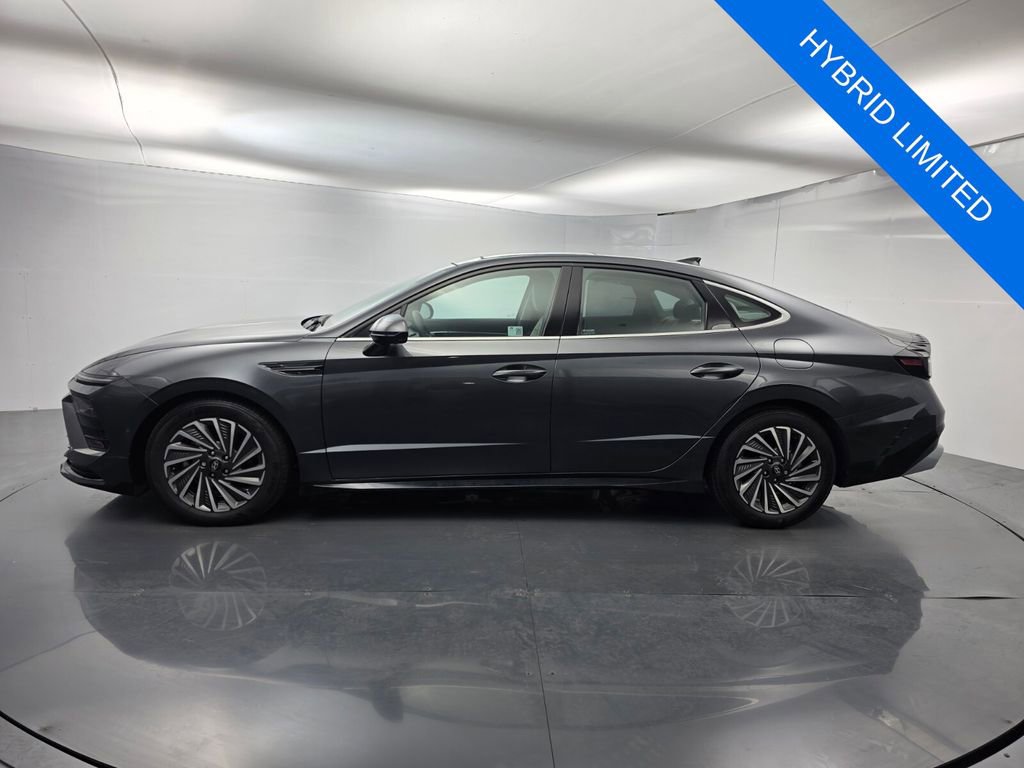 Used 2024 Hyundai Sonata Limited FWD image 7