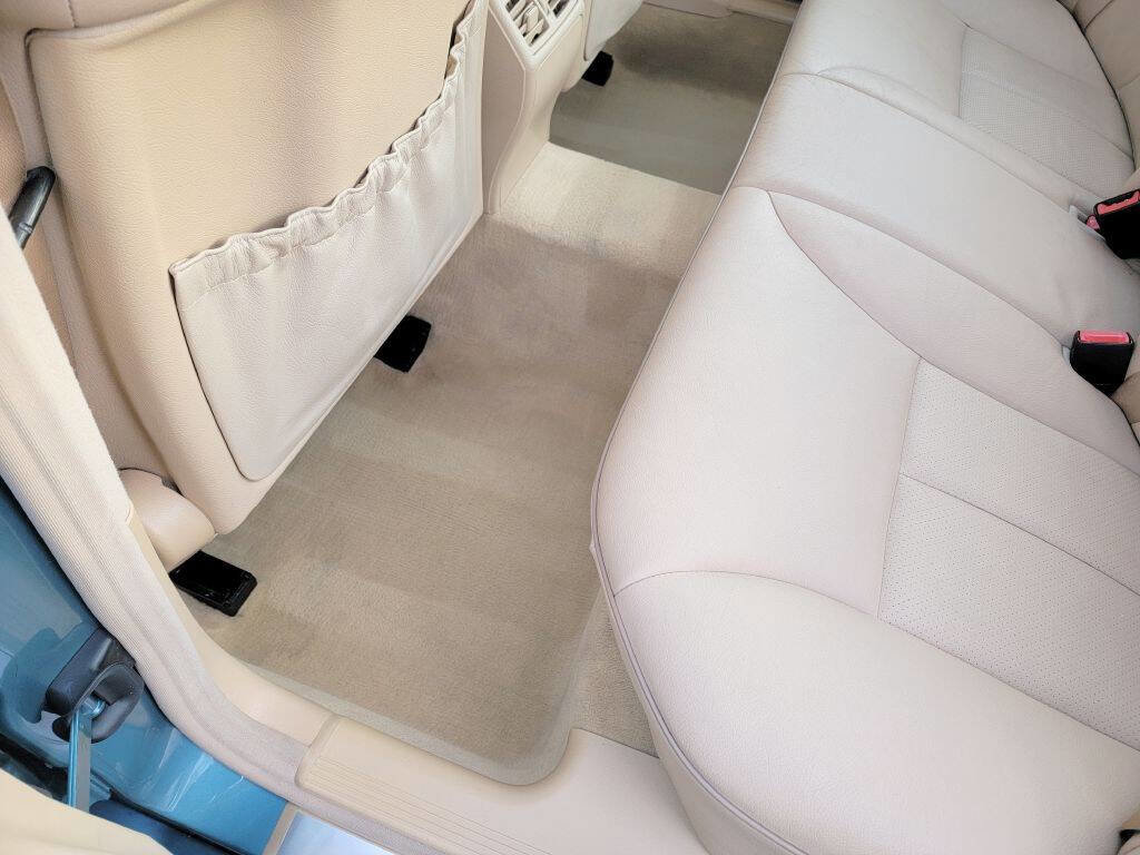 Used 2001 Mercedes-Benz E 320 E 320 4dr Sedan image 12