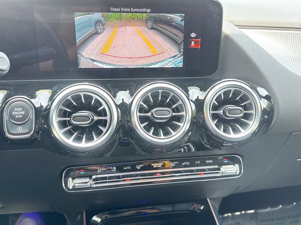 Used 2023 Mercedes-Benz GLA 250 w/ Premium Package image 16