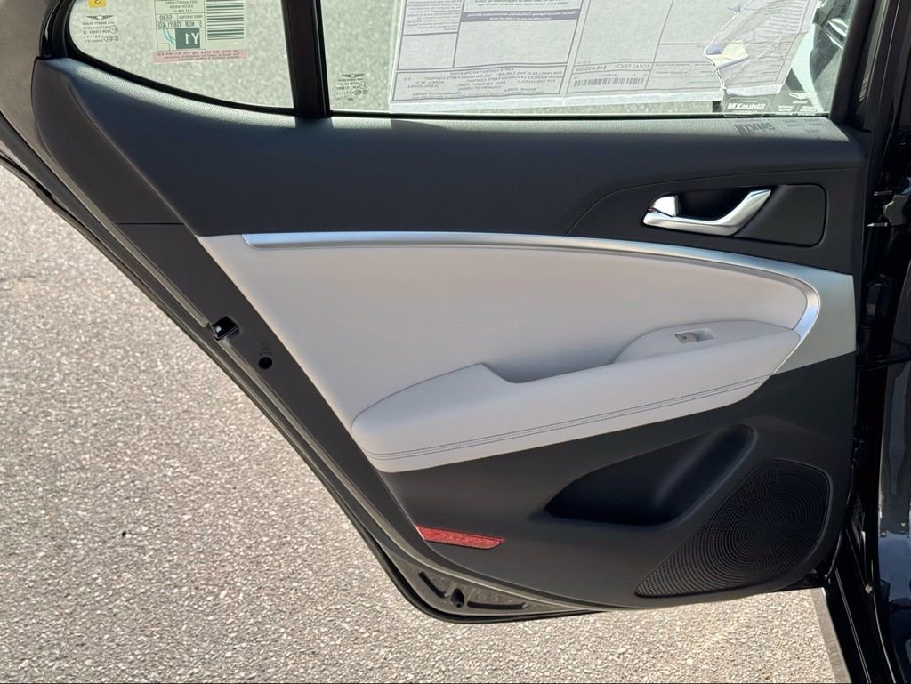 New 2026 Genesis G70 2.5T image 18