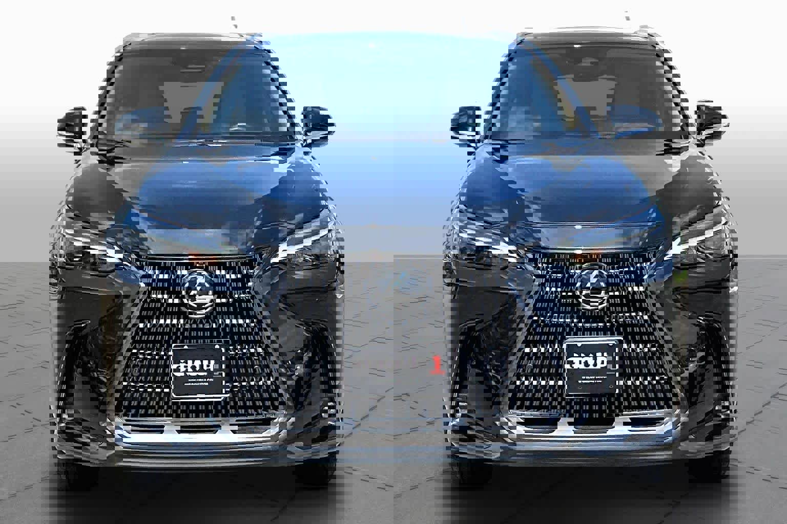 Used 2024 Lexus NX 250 FWD w/ Towing Package (2000 Lbs) image 4