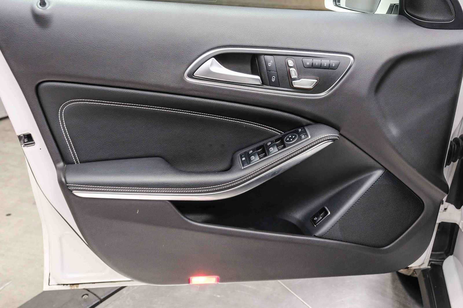 Used 2020 Mercedes-Benz GLA 250 image 28
