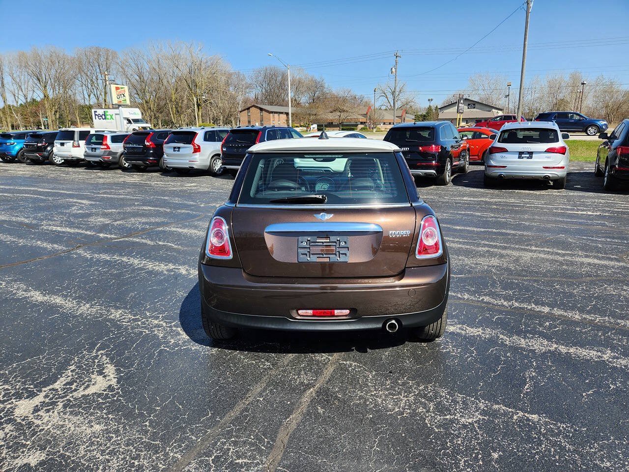 Used 2011 MINI Cooper Hardtop FWD image 4
