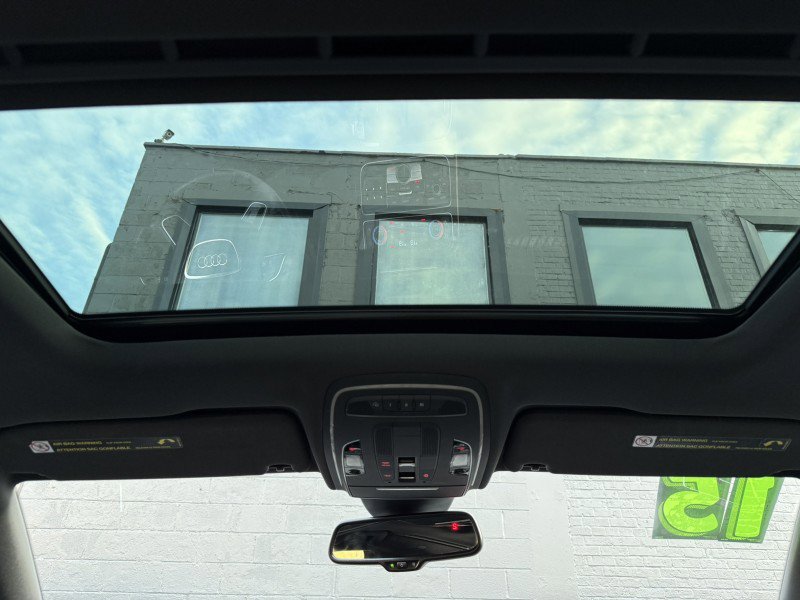 Used 2015 Audi A8 L 3.0T w/ Premium Package image 33