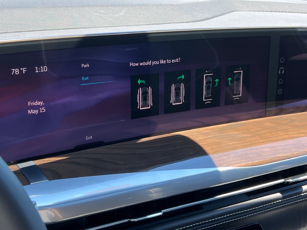New 2026 Cadillac Escalade Platinum Luxury AWD/4WD image 53