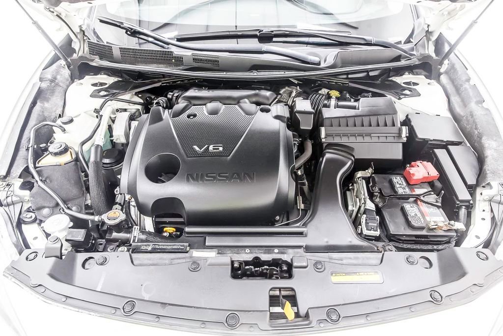 Used 2018 Nissan Maxima Platinum image 39