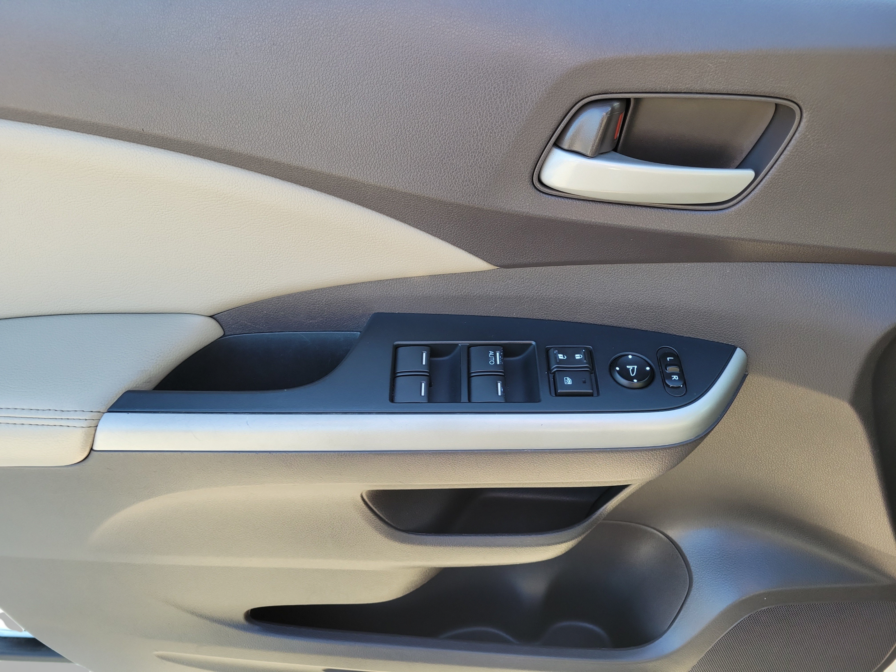 Used 2014 Honda CR-V EX-L image 12