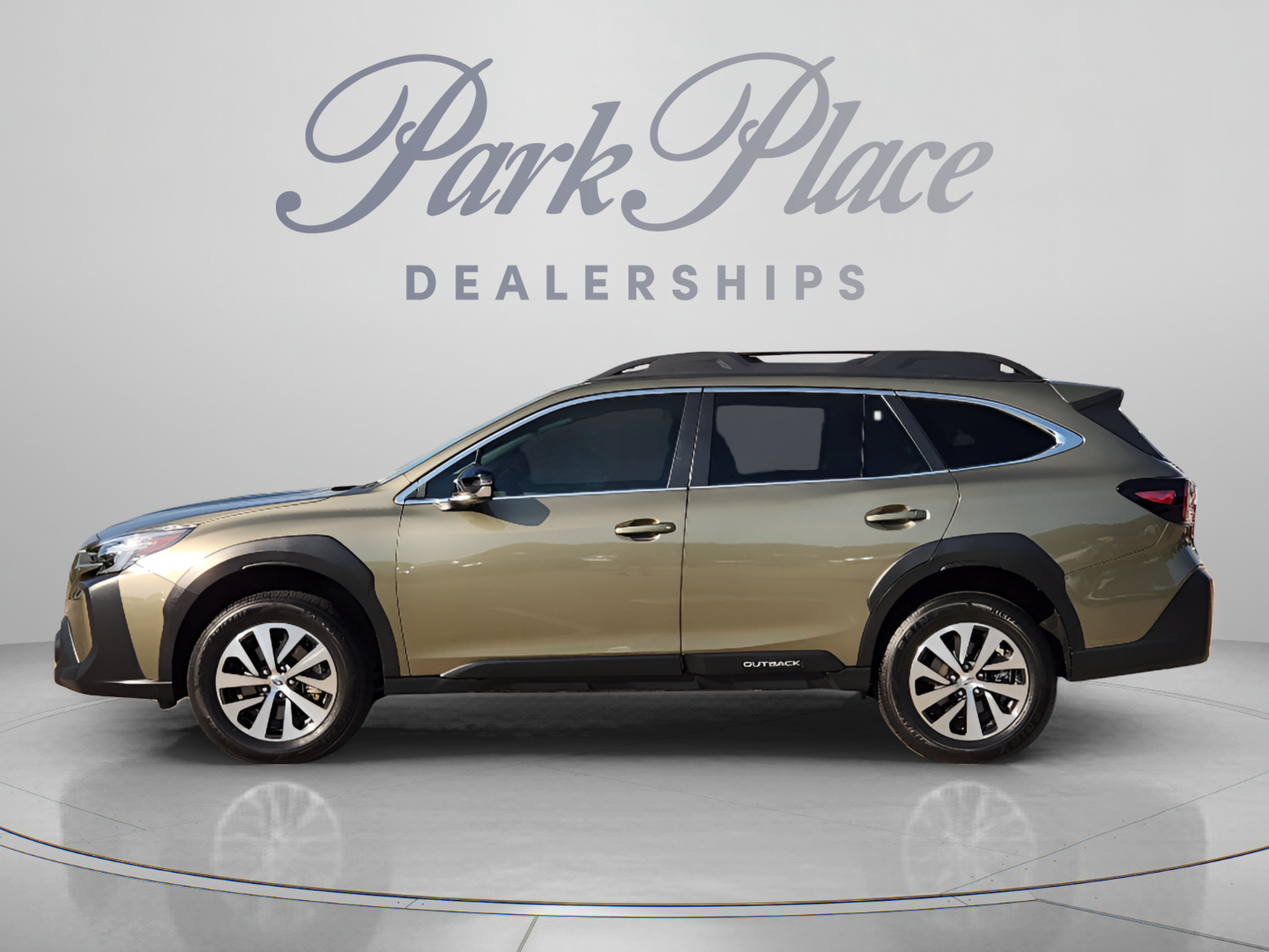 Used 2025 Subaru Outback Premium AWD/4WD image 2