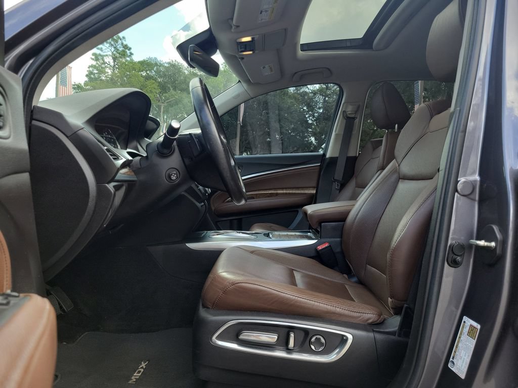 Used 2020 Acura MDX w/ Technology Package AWD/4WD image 25