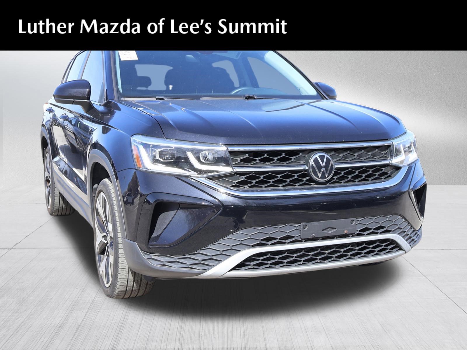 Used 2023 Volkswagen Taos SEL image 1