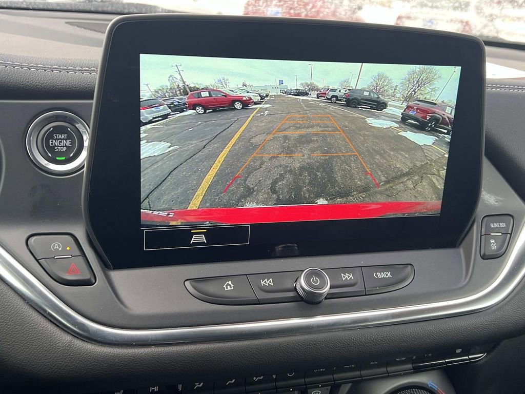 Used 2024 Chevrolet Blazer LT FWD image 18