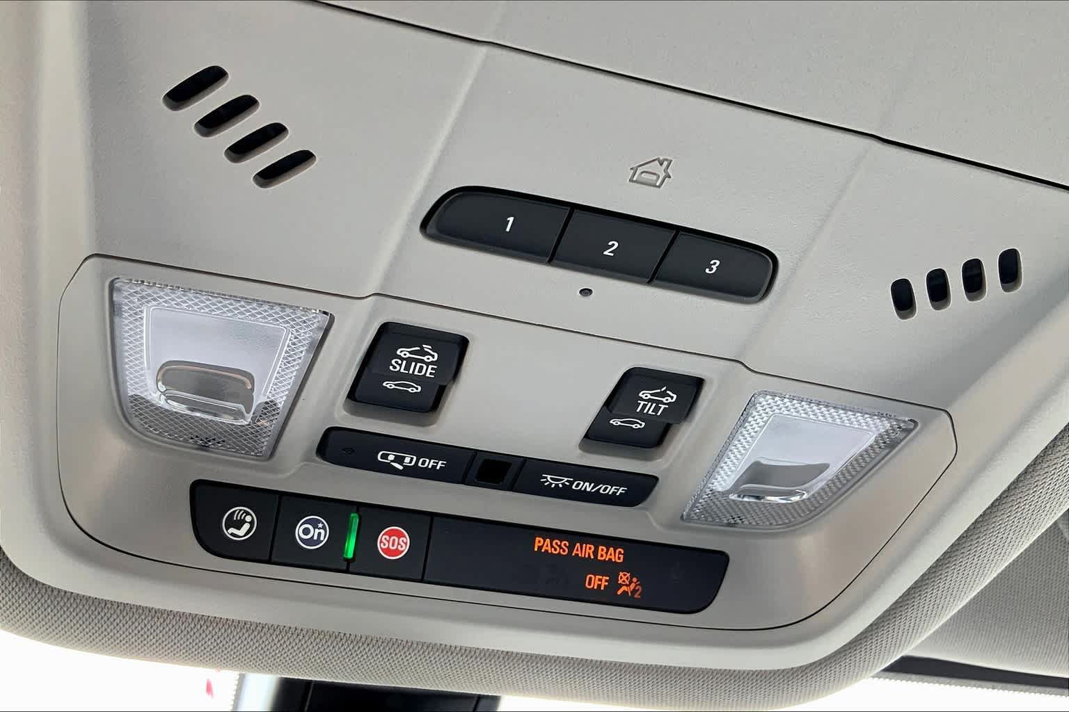 Used 2020 GMC Acadia SLT w/ Premium Package FWD image 34